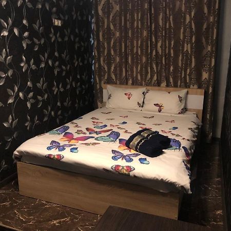 Luxury Apartment For Rest On Nauki Avenue Jarkov Exterior foto