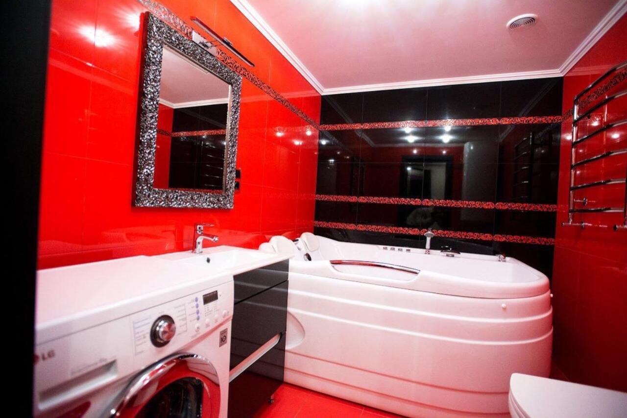 Luxury Apartment For Rest On Nauki Avenue Jarkov Exterior foto