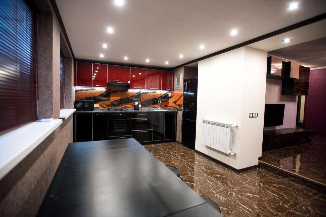 Luxury Apartment For Rest On Nauki Avenue Jarkov Exterior foto